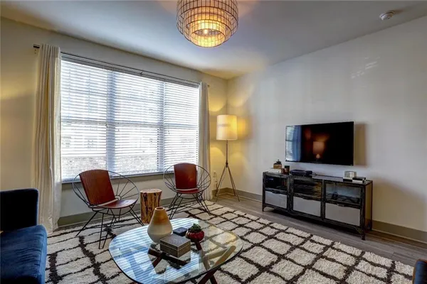 $2,162 | 1213 Avalon Boulevard, Unit 3213, Alpharetta, GA 30009