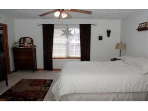 8781 West Elwren Road Bloomington, IN 47403 - Photo 10 of 16 Gallery Image 10