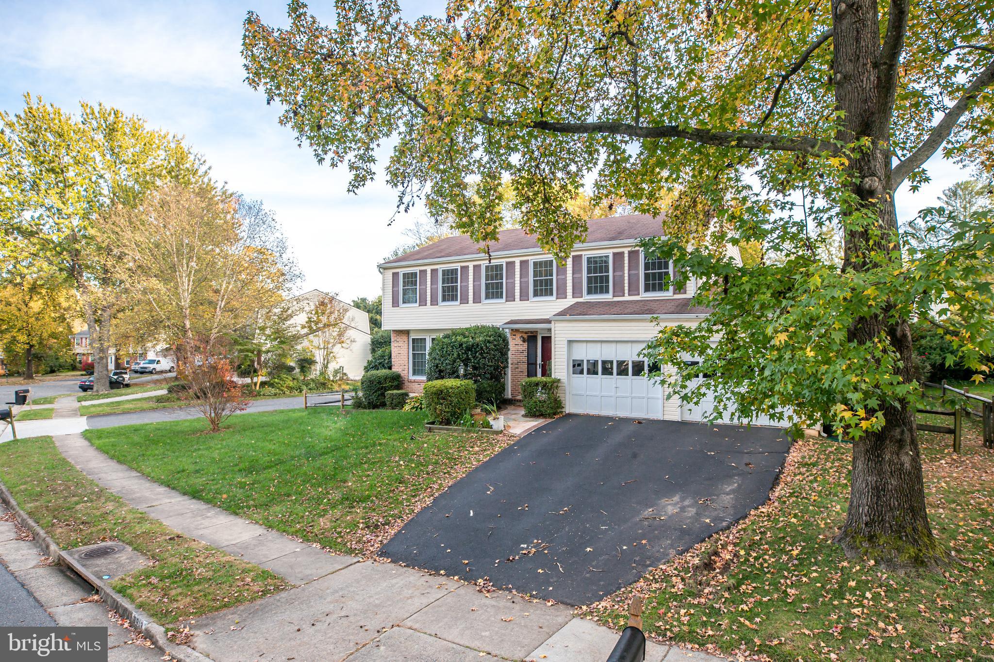 9913 Manet Road Burke, VA 22015 - Photo 2 of 41 Gallery Image 2