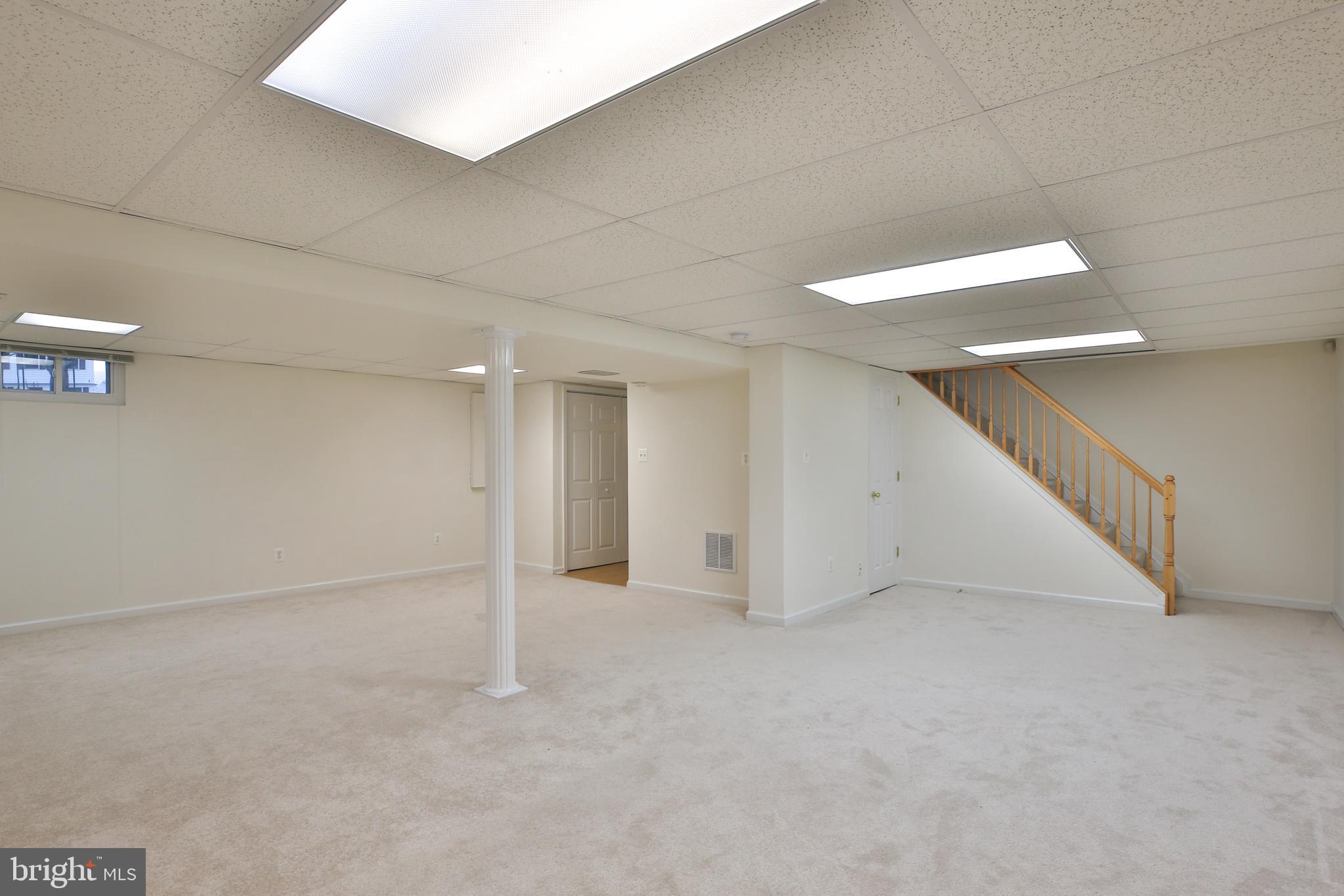 9913 Manet Road Burke, VA 22015 - Photo 21 of 41 Gallery Image 21