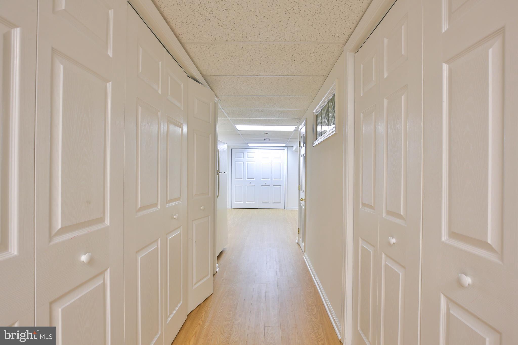 9913 Manet Road Burke, VA 22015 - Photo 26 of 41 Gallery Image 26