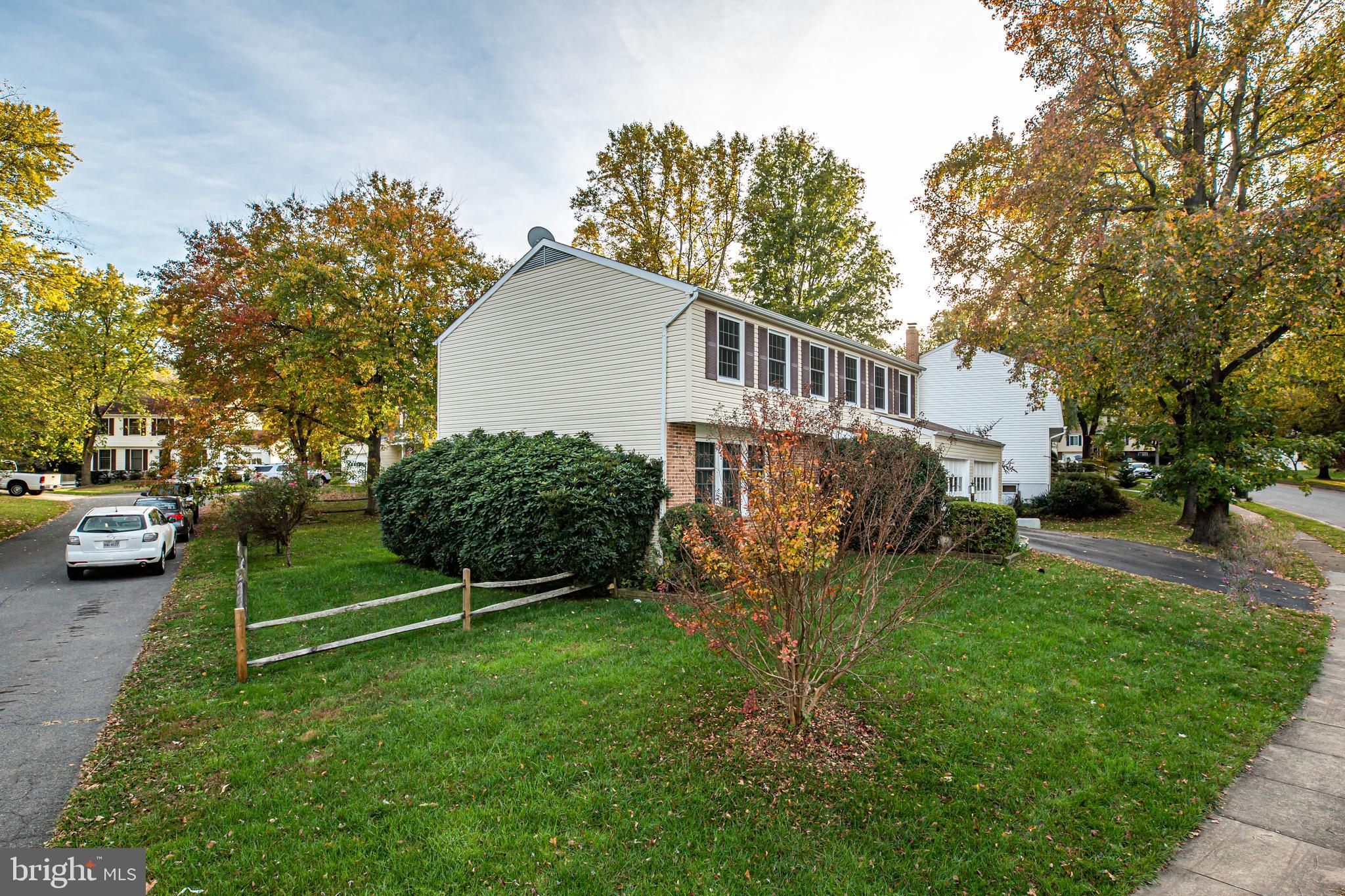 9913 Manet Road Burke, VA 22015 - Photo 3 of 41 Gallery Image 3
