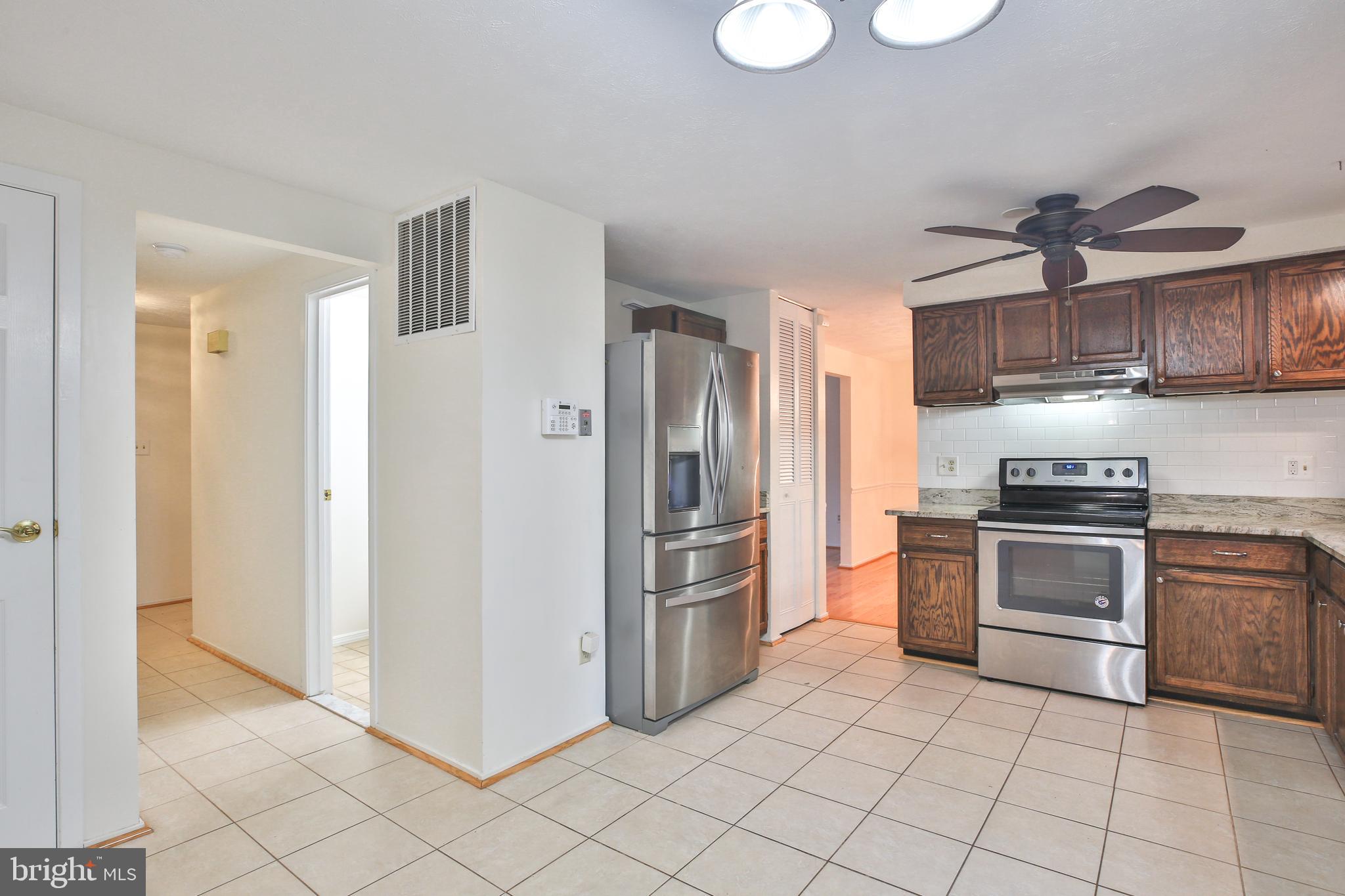 9913 Manet Road Burke, VA 22015 - Photo 10 of 41 Gallery Image 10