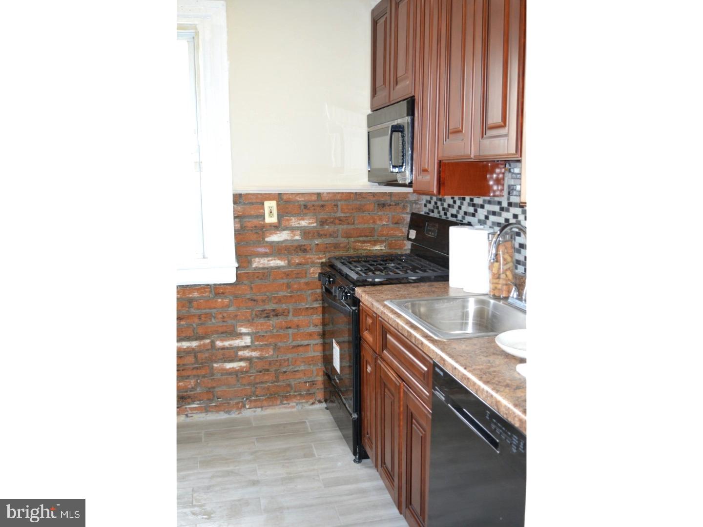 70 Sunshine Road Upper Darby, PA 19082 - Photo 7 of 25 Kitchen