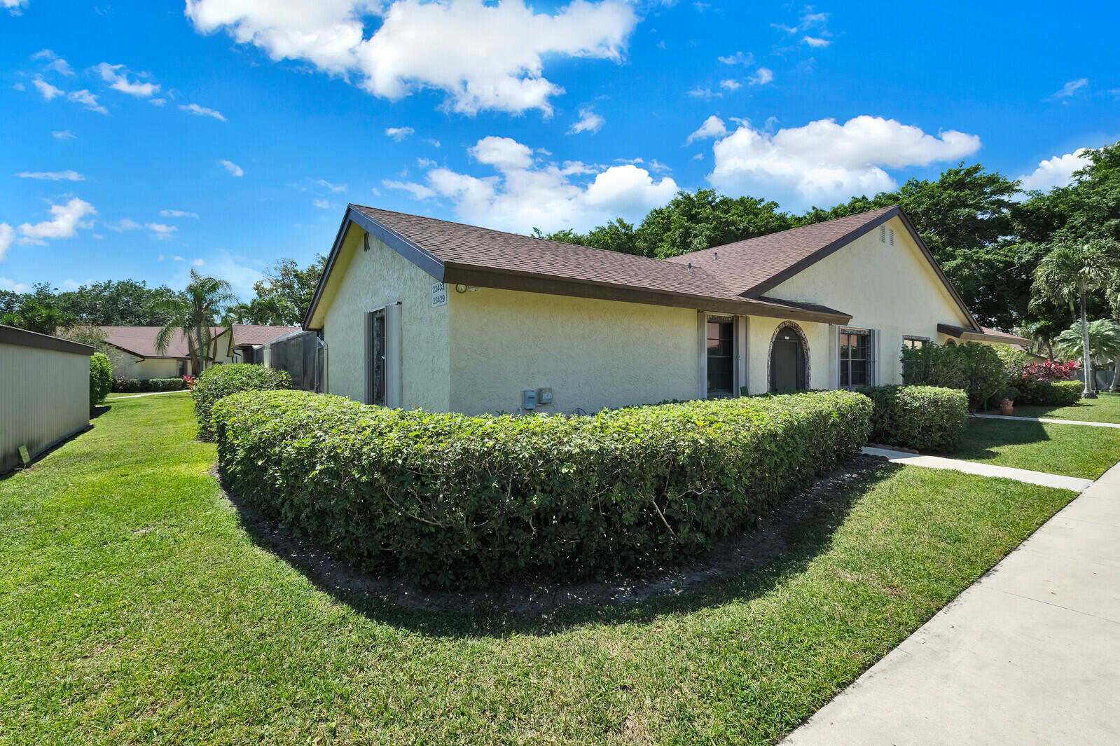 23433 Barlake Drive Boca Raton, FL 33433 - Photo 1 of 21 Front of Villa