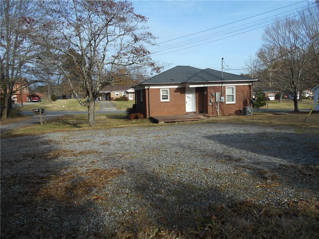2108 Kool Park Road Northeast Hickory, NC 28601 - Photo 29 of 32 Gallery Image 29