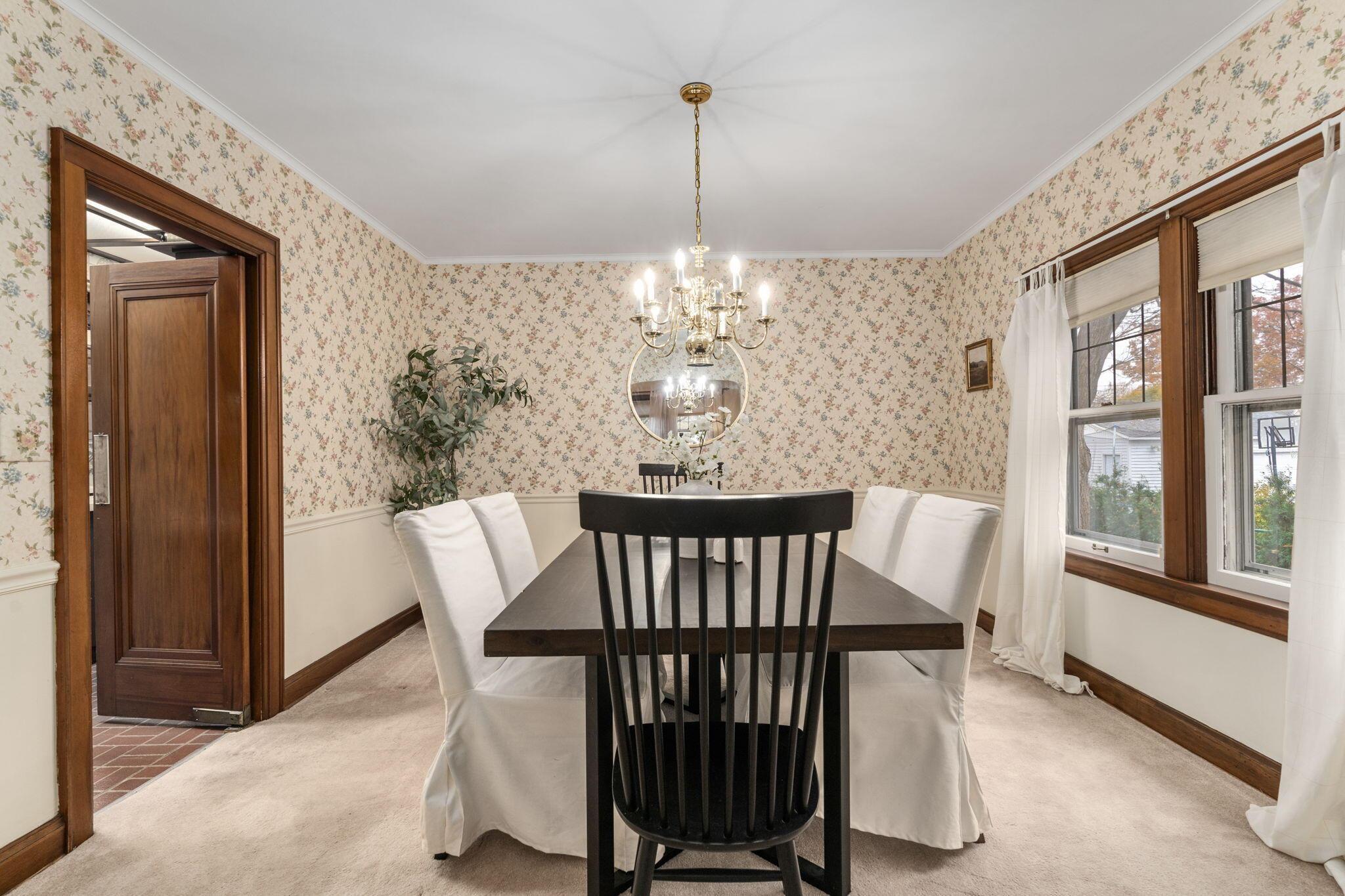170 North Cassingham Road Columbus, OH 43209 - Photo 9 of 58 10-web-or-mls-DSC05446