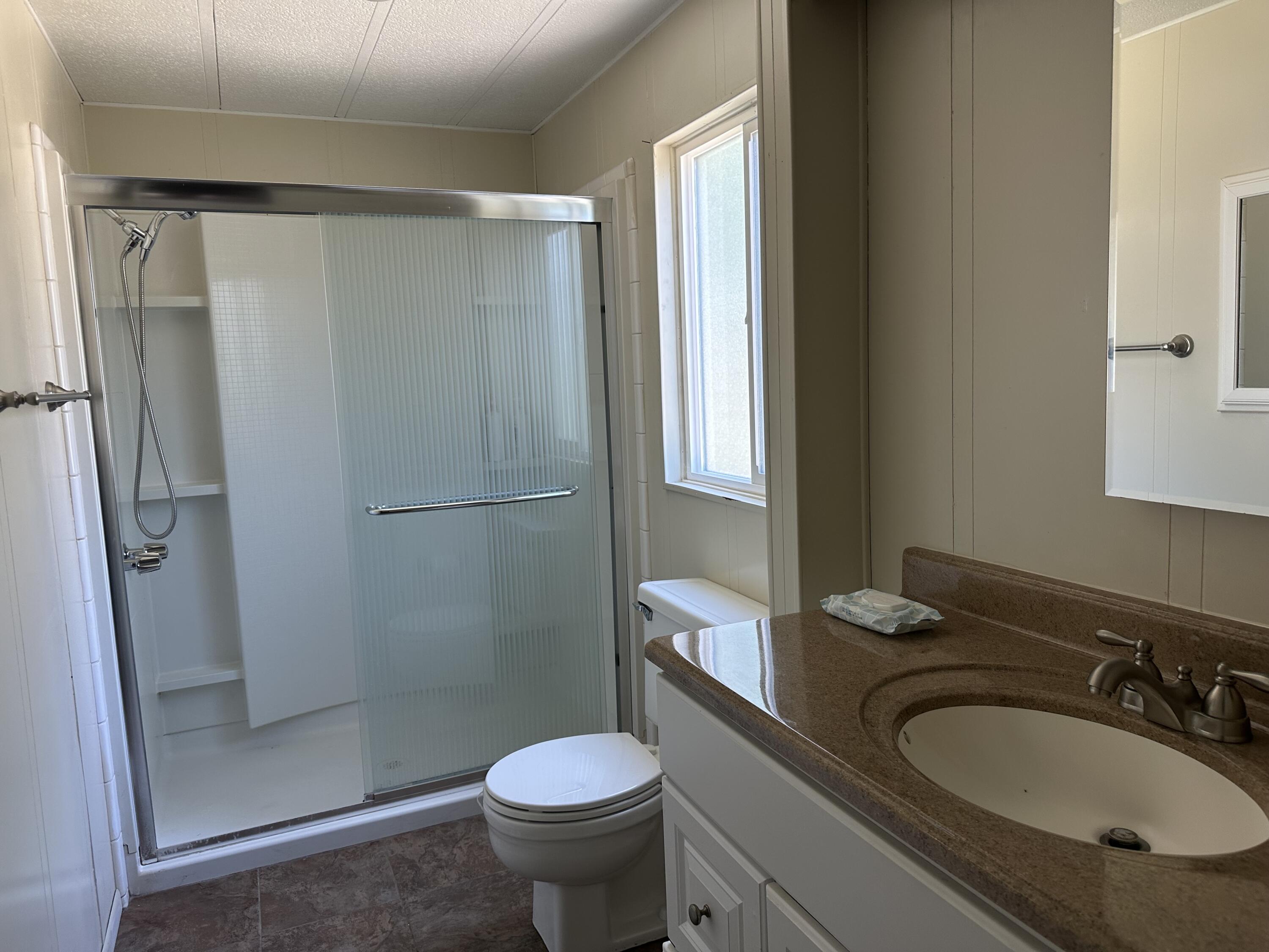 2400 West Midvalley Avenue, Unit R8 Visalia, CA 93277 - Photo 9 of 14