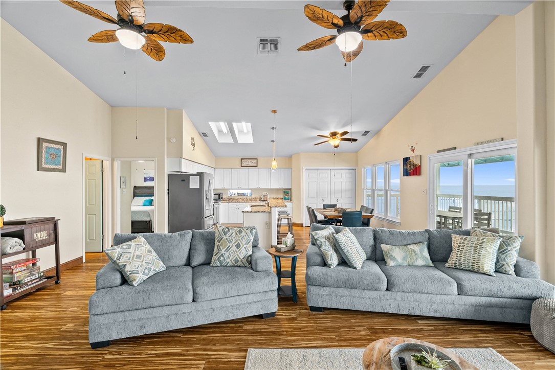 614 Copano Ridge Road Rockport, TX 78382 - Photo 12 of 38