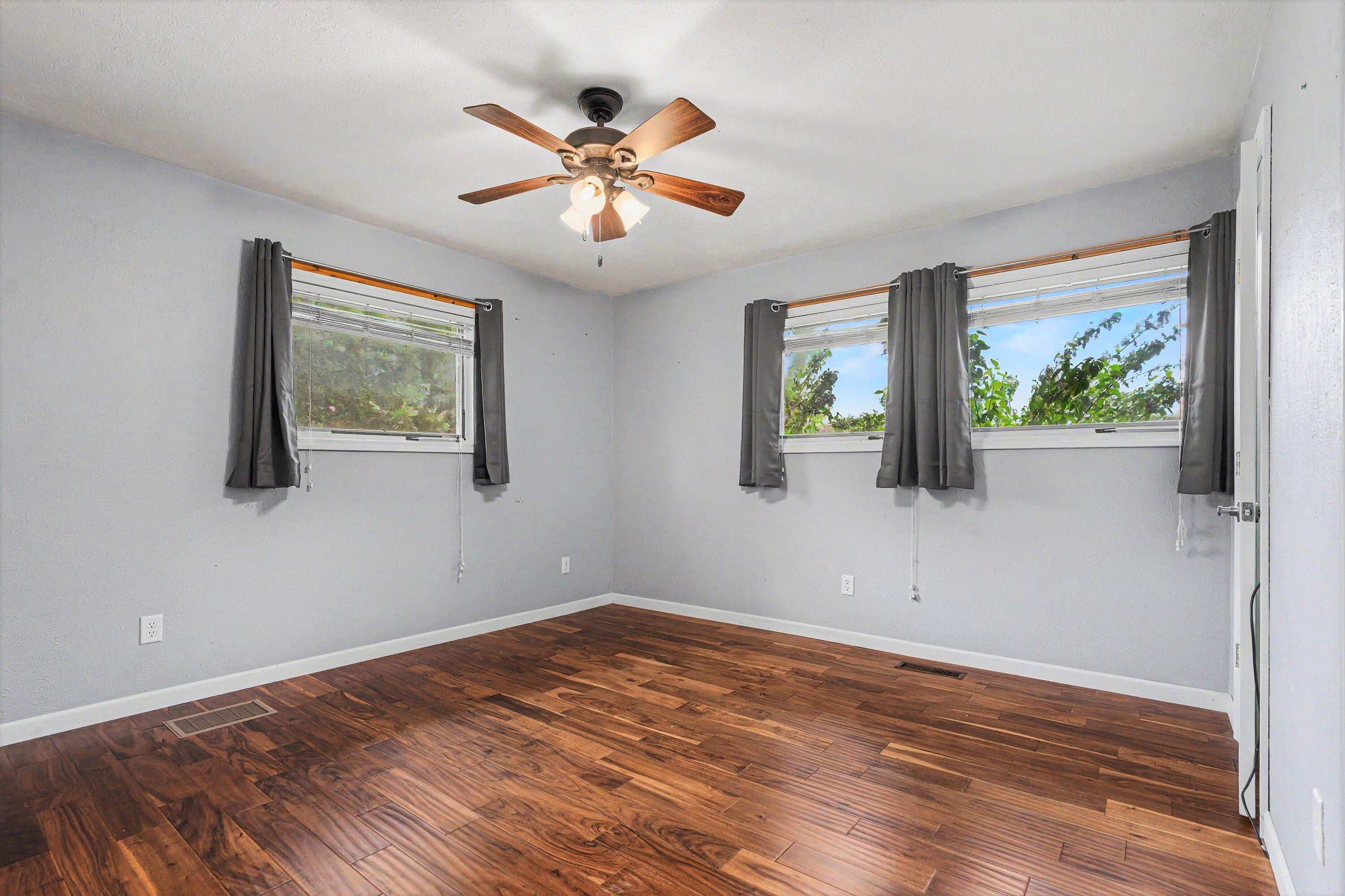 16734 Rynearson Street Buchanan, MI 49107 - Photo 6 of 18 007_file_7837