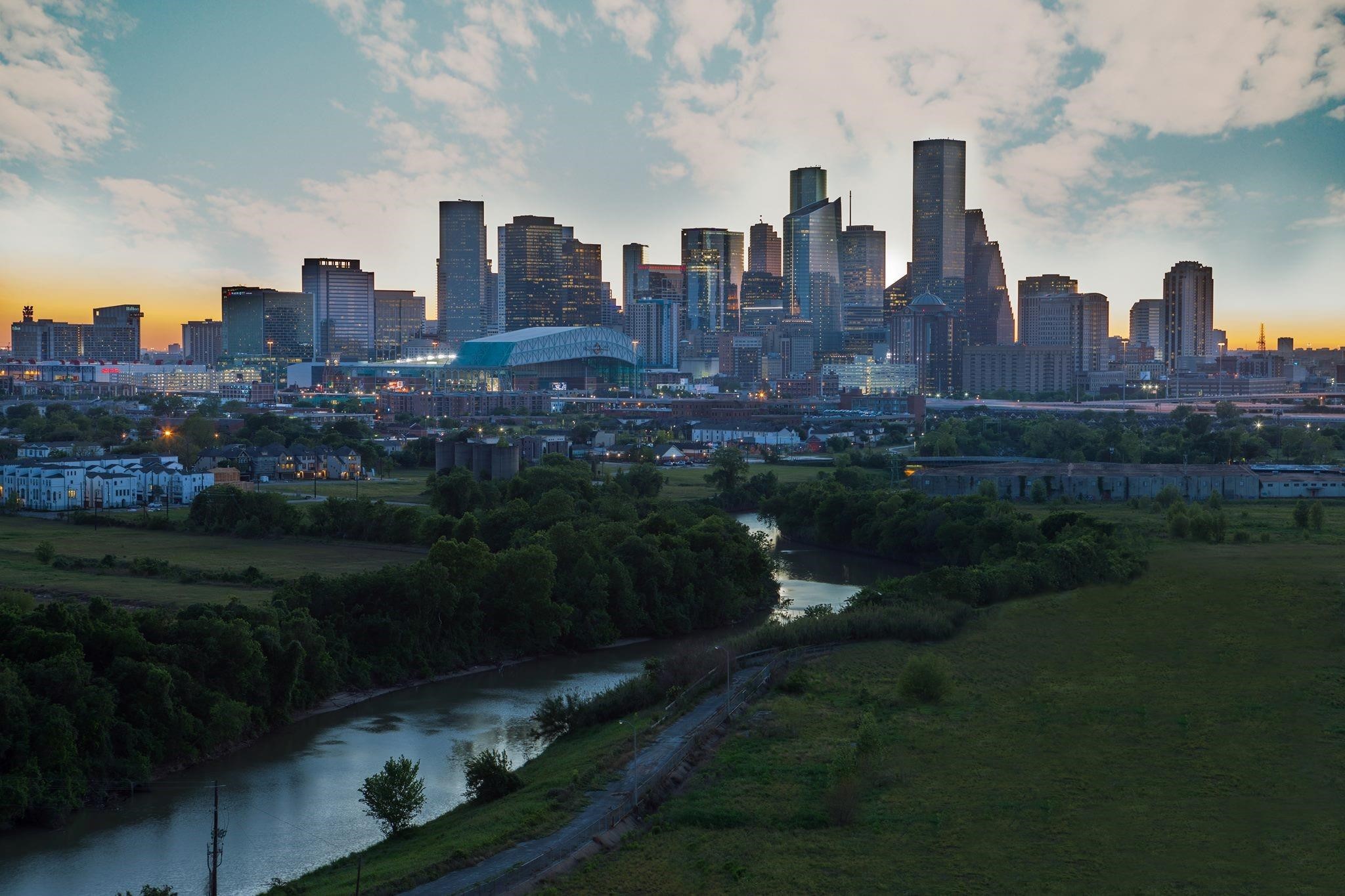 502 Gregg Street Houston, TX 77020 - Photo 10 of 11 a view of a city