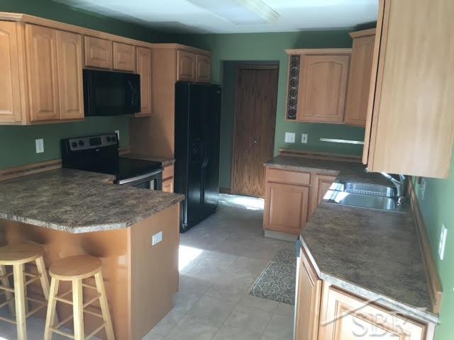 11615 West Freeland Road Freeland, MI 48623 - Photo 3 of 8