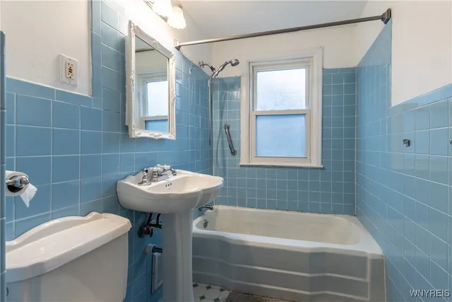 $235,000 | 157 Wellington Avenue, Tonawanda, NY 14223