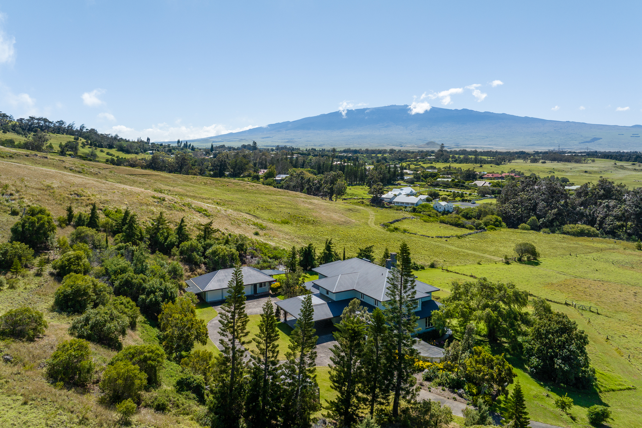 65-1508 Kawaihae Road Kamuela, HI 96743 - Photo 5 of 28 a view of a city and lake view