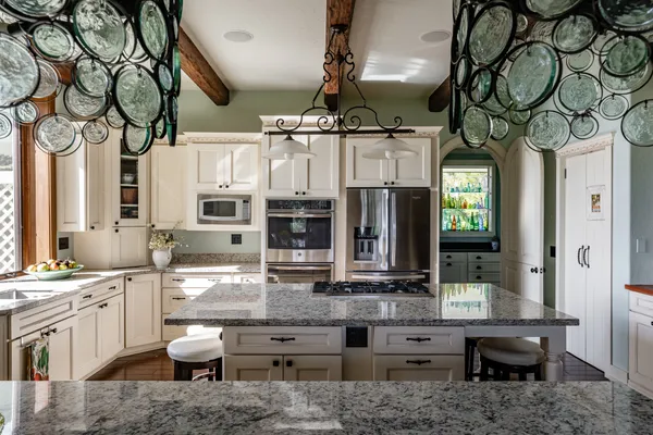 $5,200,000 | 65-1508 Kawaihae Road, Kamuela, HI 96743