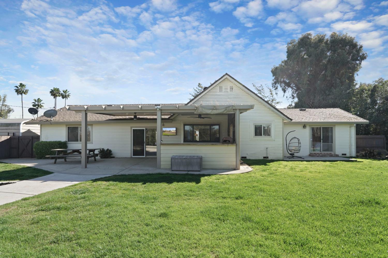 2539 East Woodson Road Acampo, CA 95220 - Photo 26 of 38