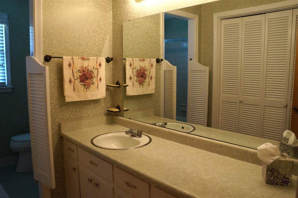 1705 Whitehall Road Anderson, SC 29625 - Photo 9 of 17 Gallery Image 9