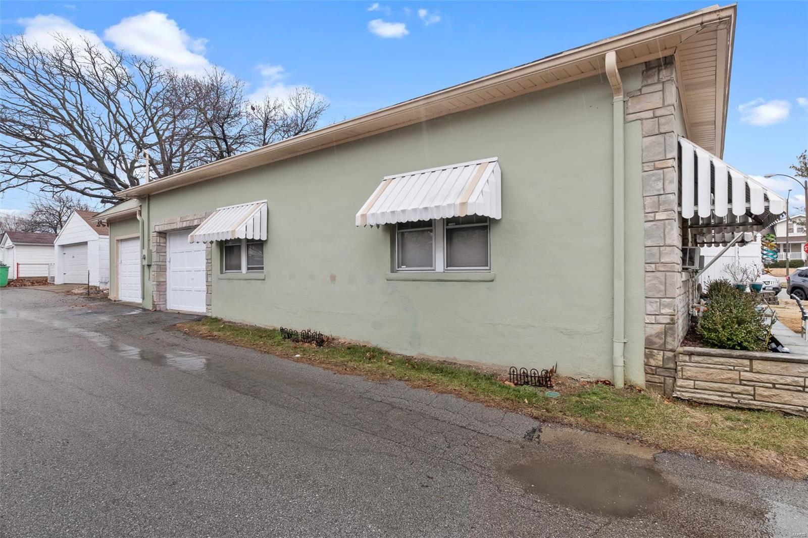 3159 Hampton Avenue St. Louis, MO 63139 - Photo 3 of 33