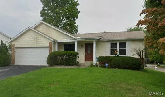 $190,000 | 34 Amberly Drive, St. Peters, MO 63376
