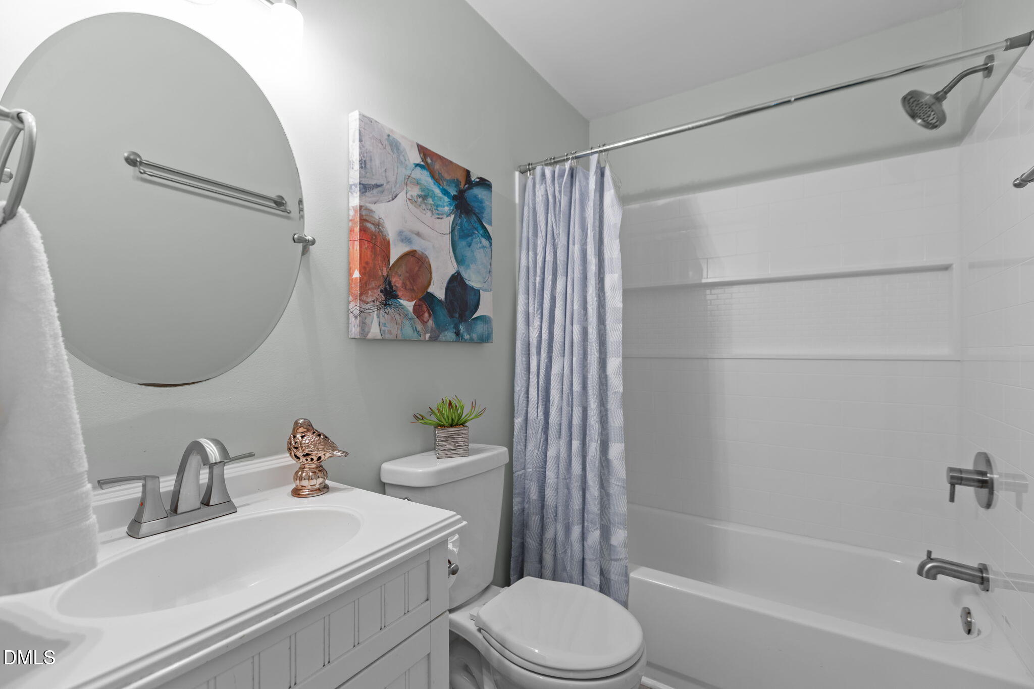 2425 Derby Drive Raleigh, NC 27610 - Photo 6 of 14 14-web-or-mls-2N6A2694