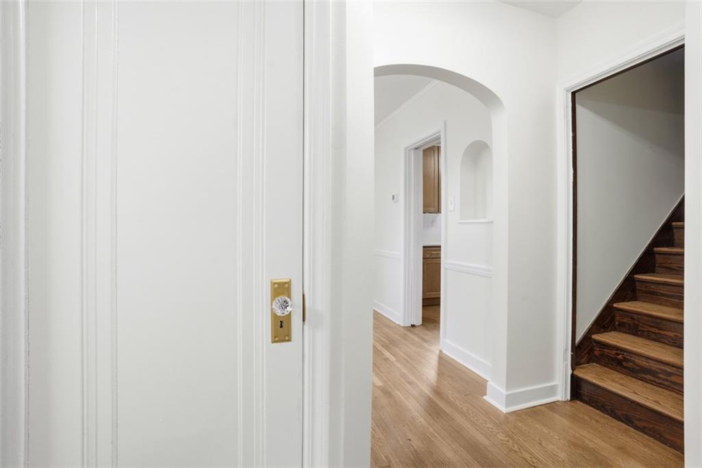 554 Richland Road Pittsburgh, PA 15228 - Photo 8 of 38 Gallery Image 8