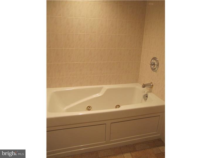 168 Skeet Road Medford, NJ 08055 - Photo 14 of 18 Bathroom