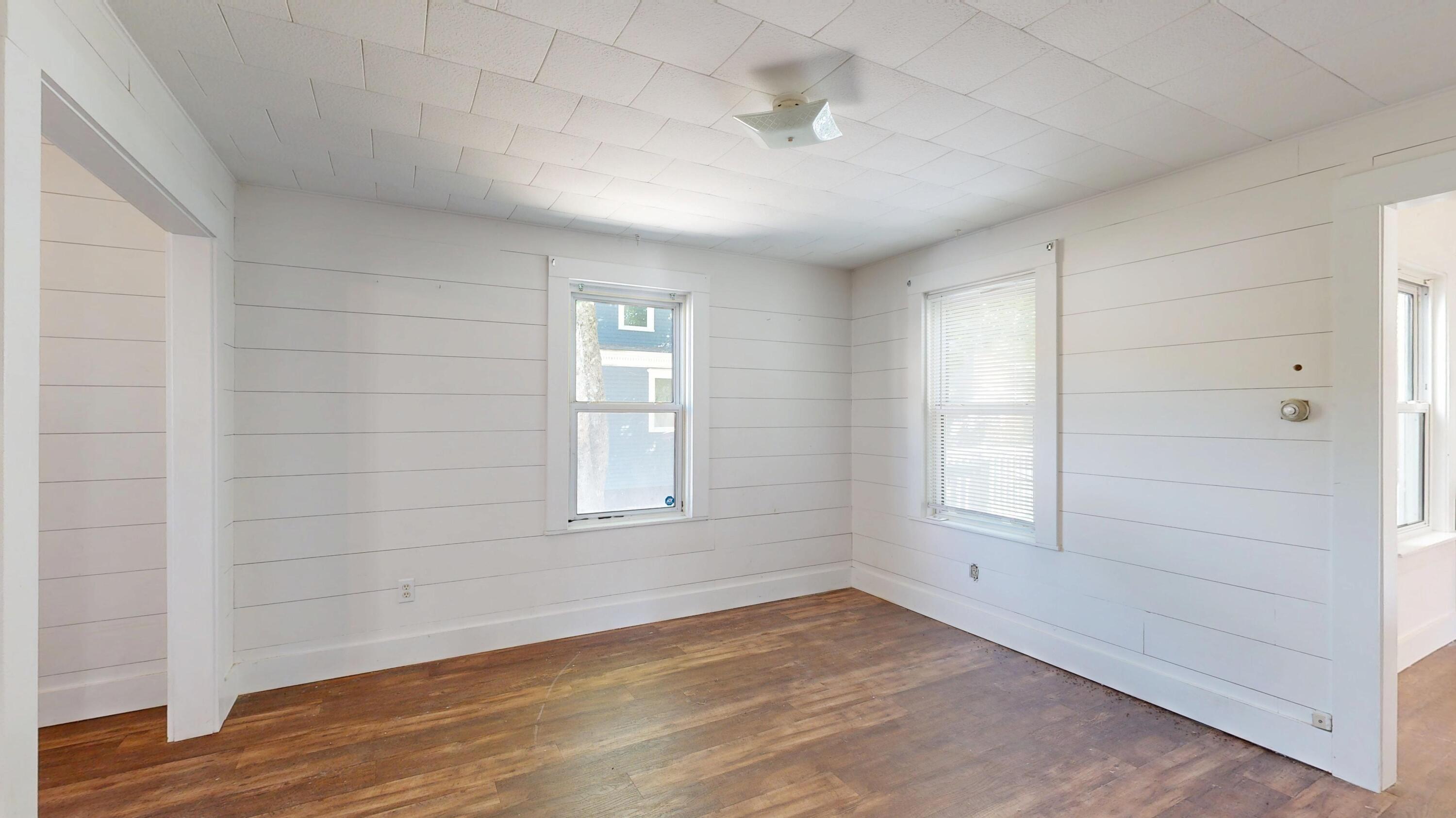 138 Spring Street Gardiner, ME 04345 - Photo 9 of 47 Dining