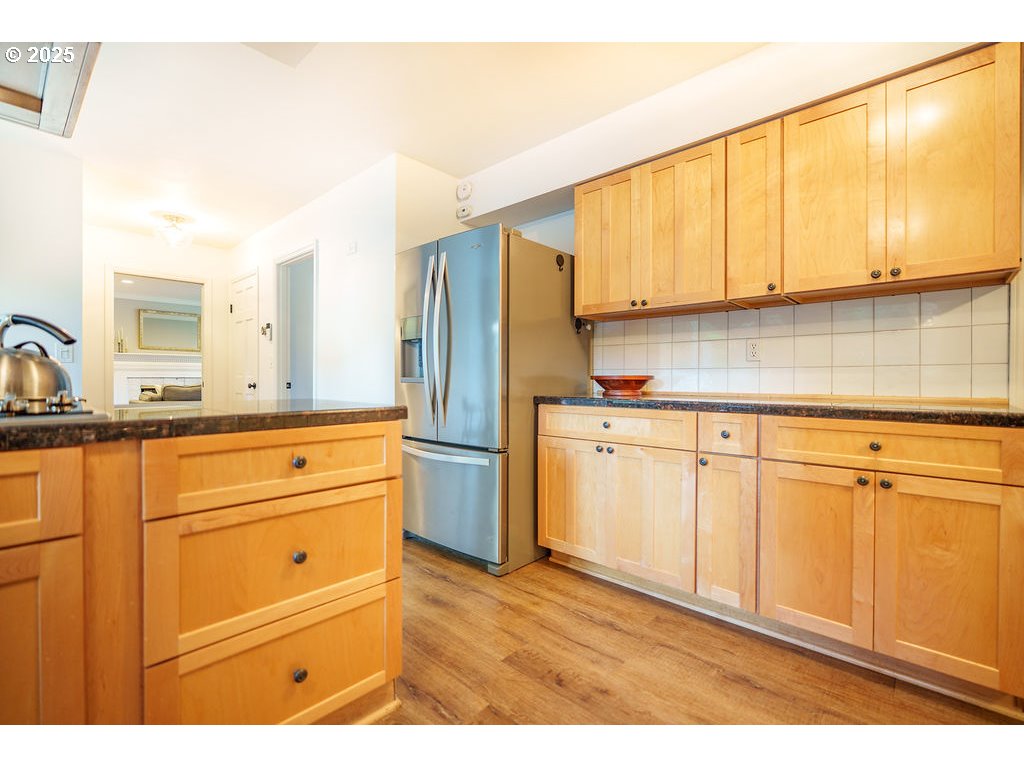 6220 Southwest Spruce Avenue Beaverton, OR 97005 - Photo 14 of 48