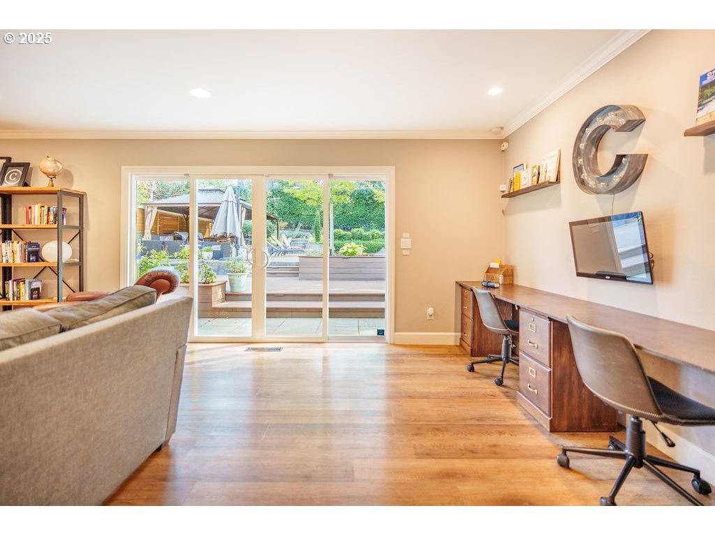 6220 Southwest Spruce Avenue Beaverton, OR 97005 - Photo 15 of 48