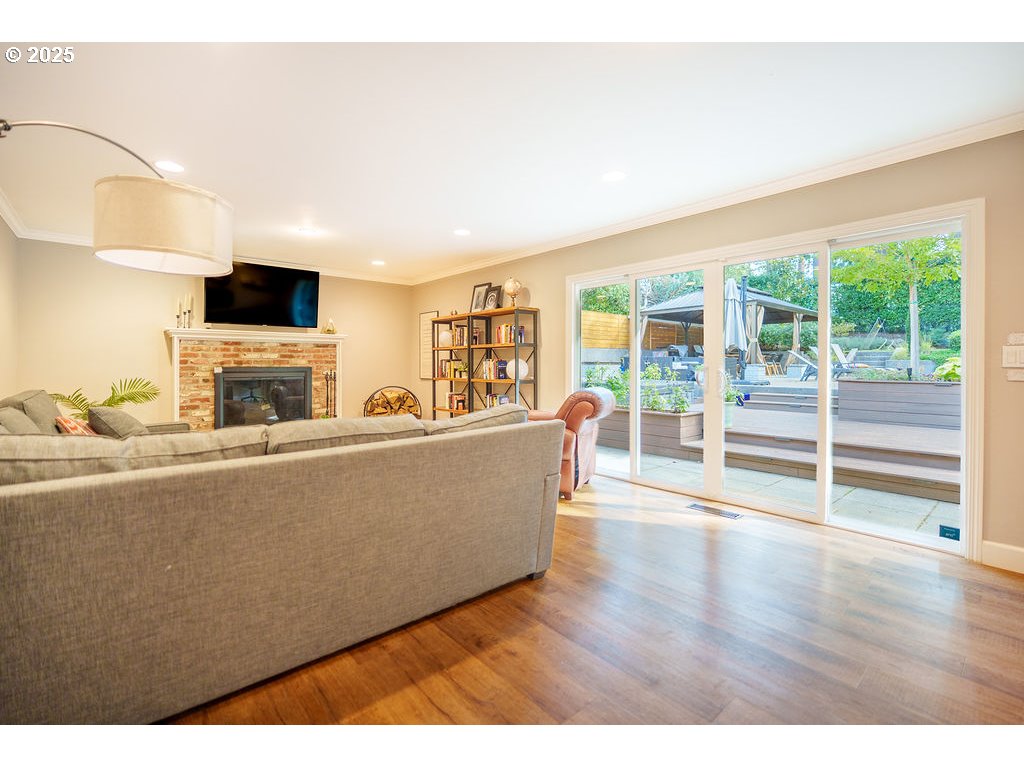 6220 Southwest Spruce Avenue Beaverton, OR 97005 - Photo 16 of 48