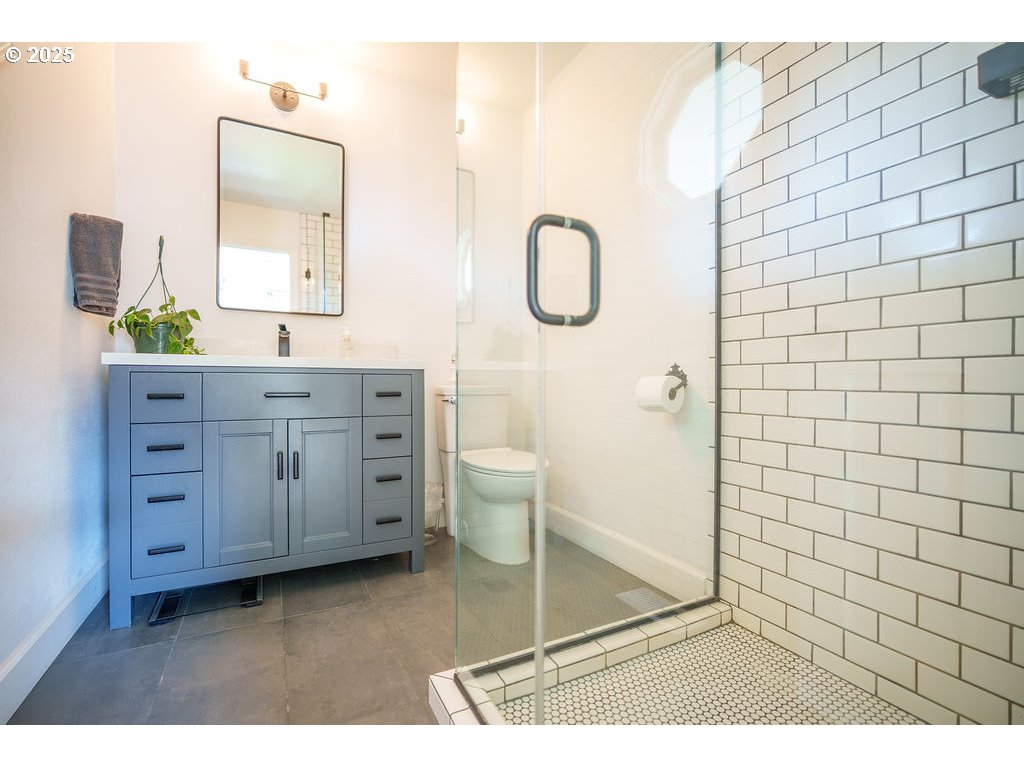 6220 Southwest Spruce Avenue Beaverton, OR 97005 - Photo 23 of 48