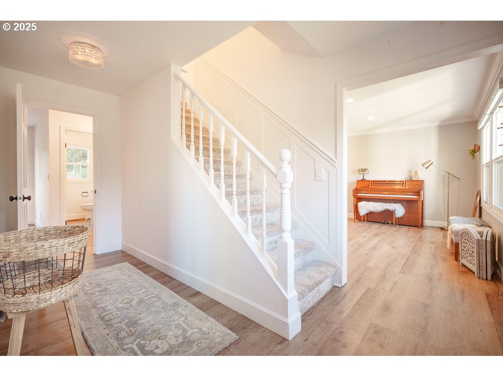 6220 Southwest Spruce Avenue Beaverton, OR 97005 - Photo 3 of 48