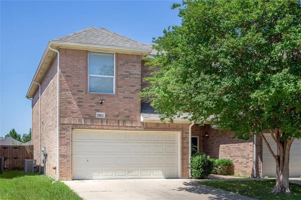 $2,200 | 5813 Blackmon Court, Fort Worth, TX 76137