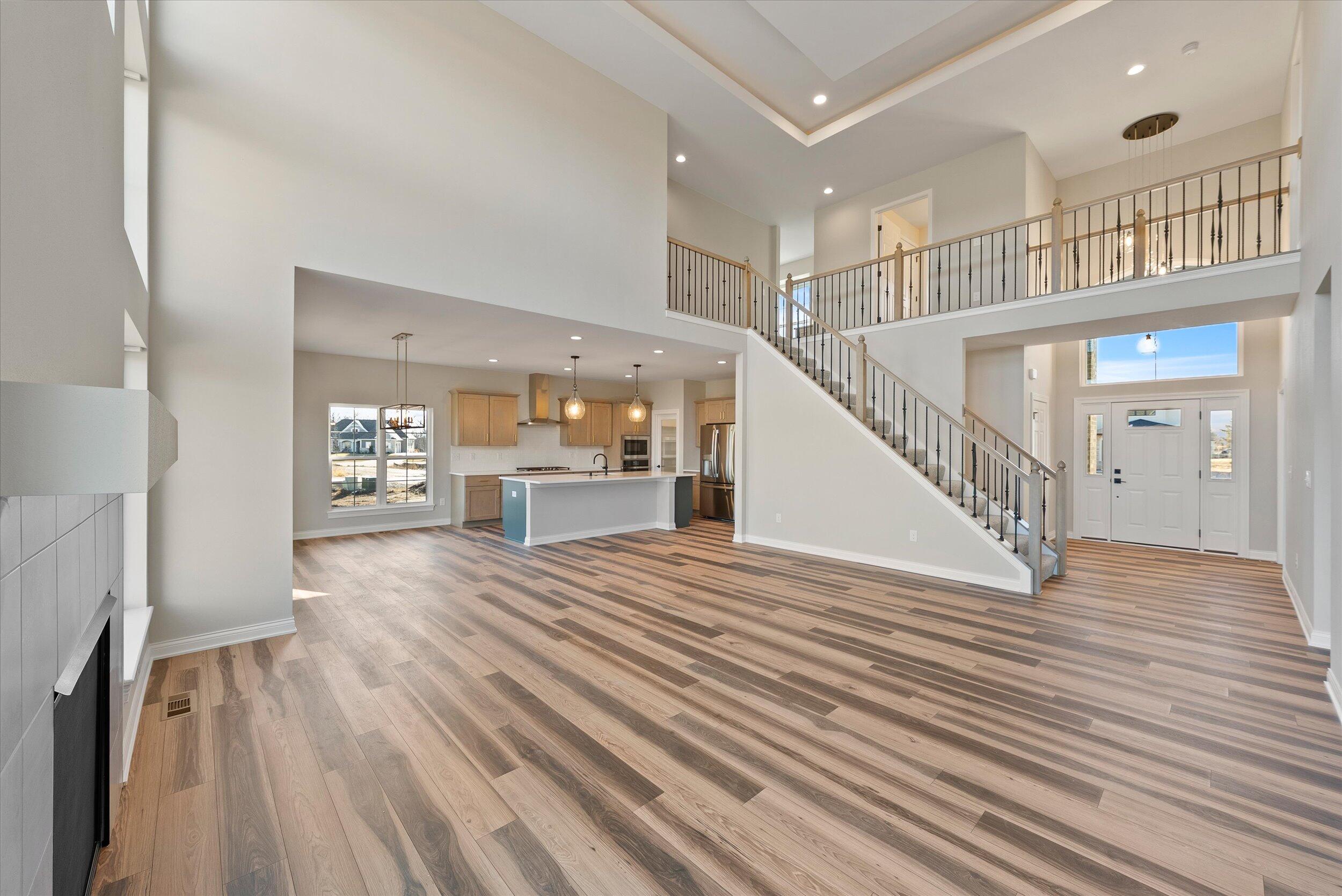 4660 Fenley Way Brookfield, WI 53045 - Photo 10 of 53 10-Living Room