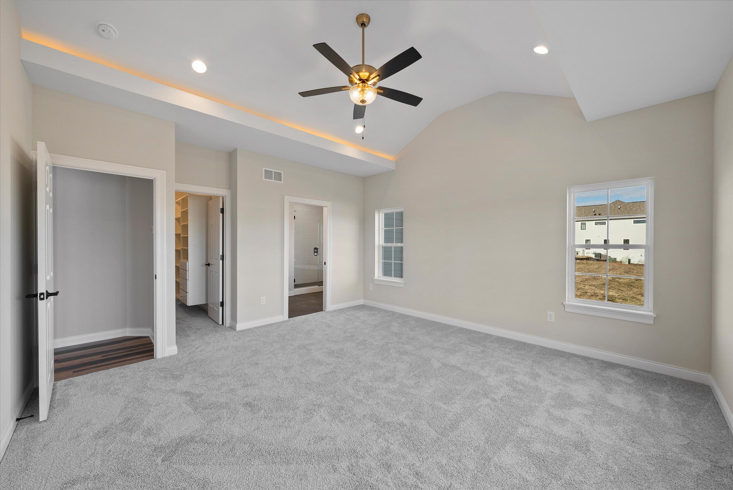 4660 Fenley Way Brookfield, WI 53045 - Photo 18 of 53 18-Primary Bedroom