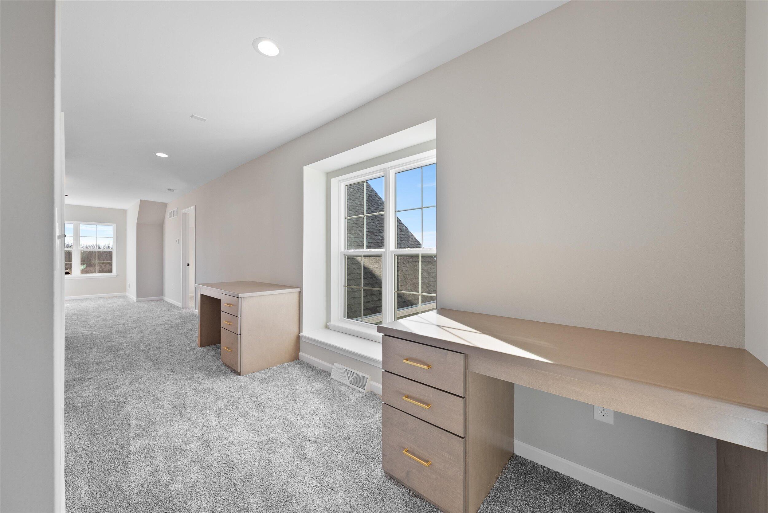 4660 Fenley Way Brookfield, WI 53045 - Photo 27 of 53 Bonus Room