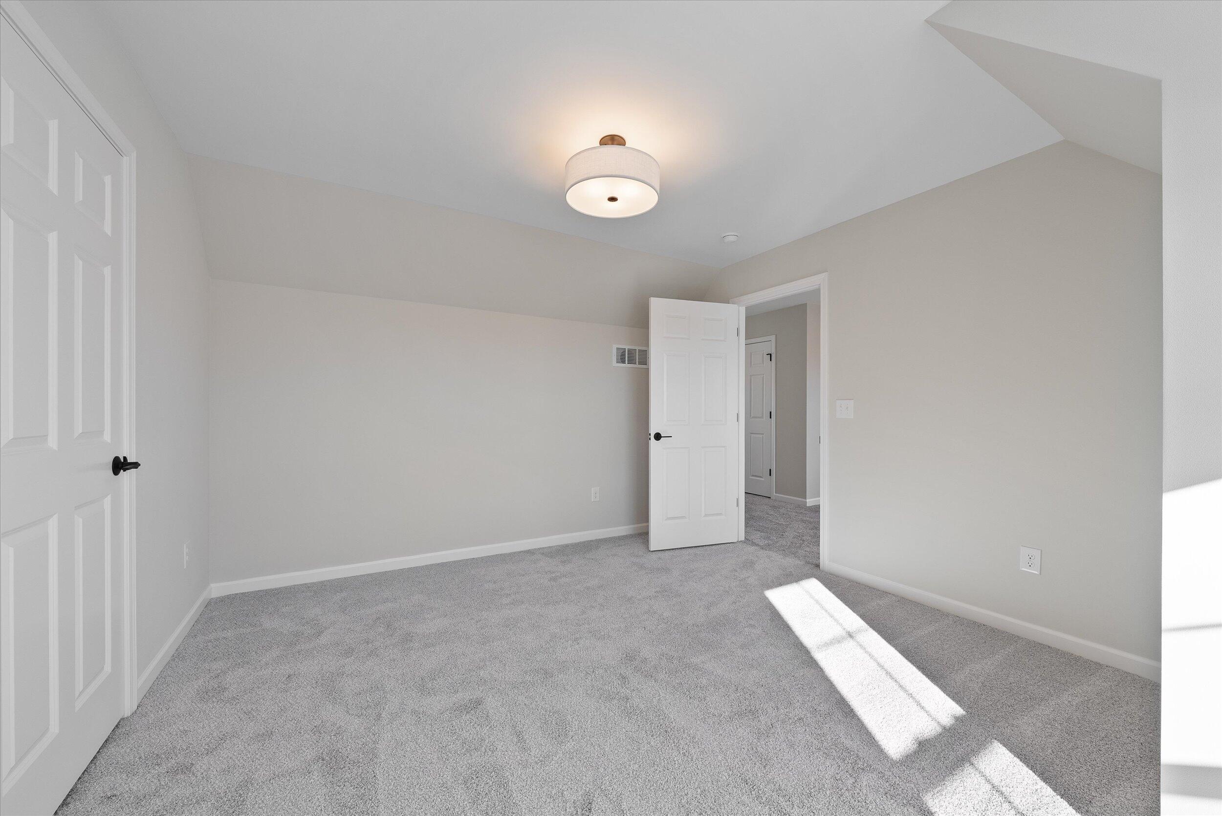 4660 Fenley Way Brookfield, WI 53045 - Photo 29 of 53 Bedroom 2-1