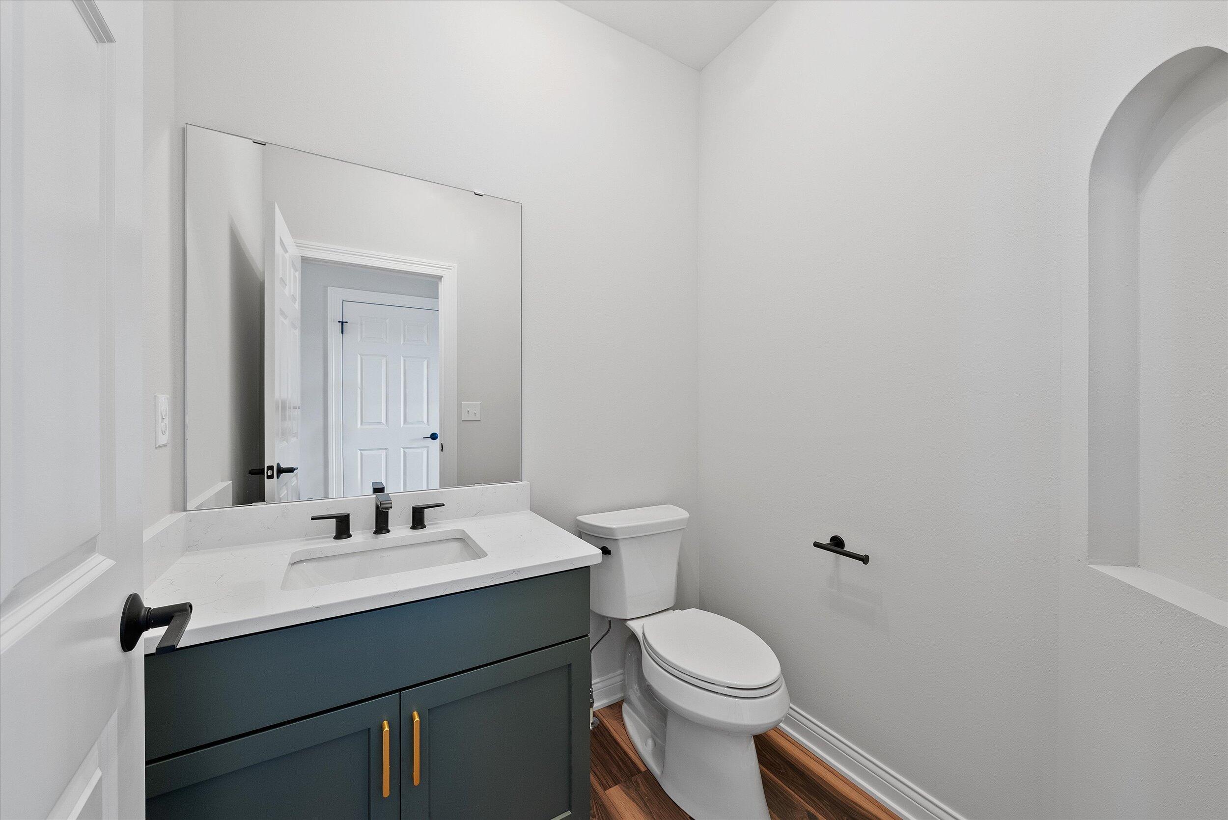 4660 Fenley Way Brookfield, WI 53045 - Photo 34 of 53 34-Bathroom