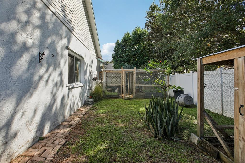 1424 Ridge Shore Drive Tarpon Springs, FL 34689 - Photo 47 of 59