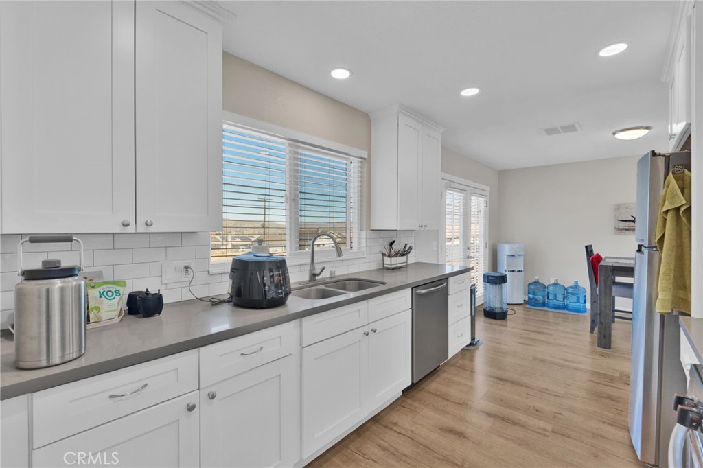 581 Starlight Street Barstow, CA 92311 - Photo 14 of 36