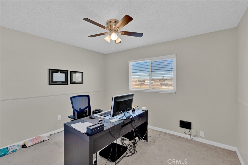 581 Starlight Street Barstow, CA 92311 - Photo 23 of 36