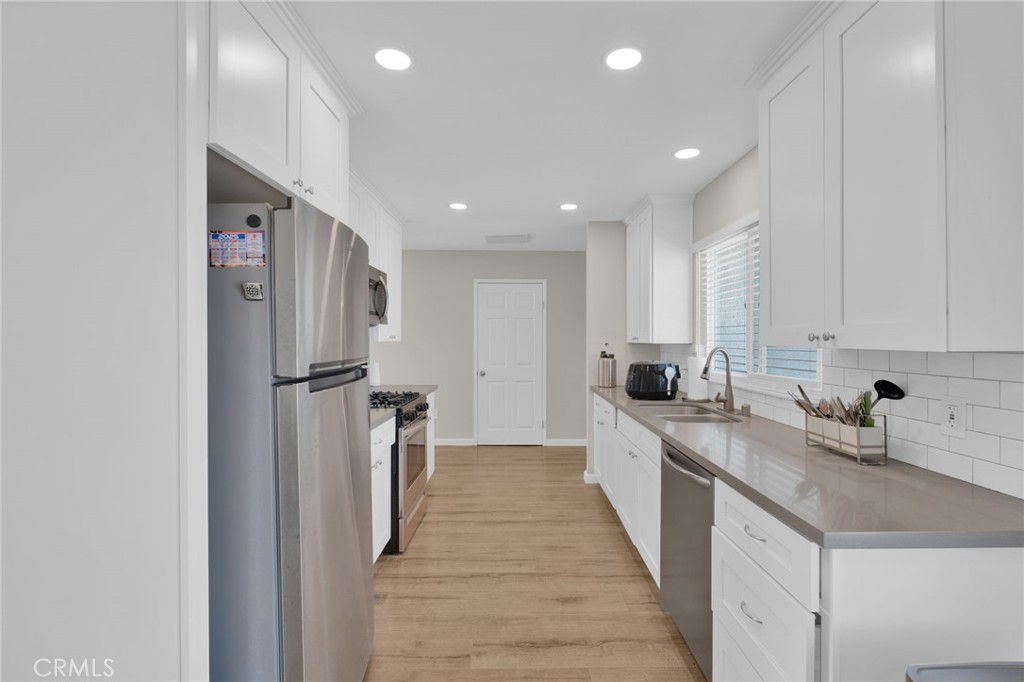 581 Starlight Street Barstow, CA 92311 - Photo 10 of 36