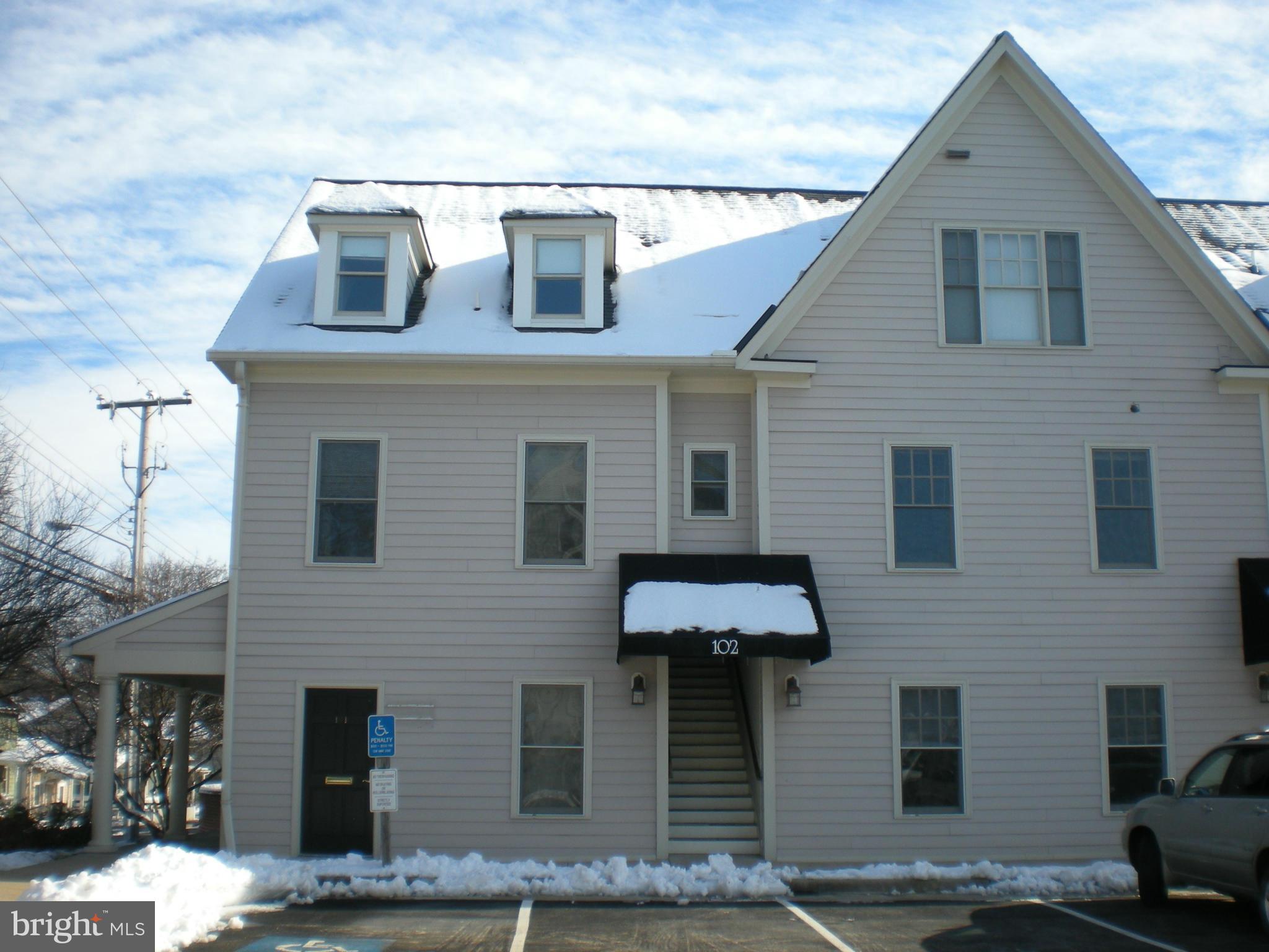 102 Dry Mill Road Southwest, Unit 201 Leesburg, VA 20175 - Photo 1 of 16 Exterior (Front)