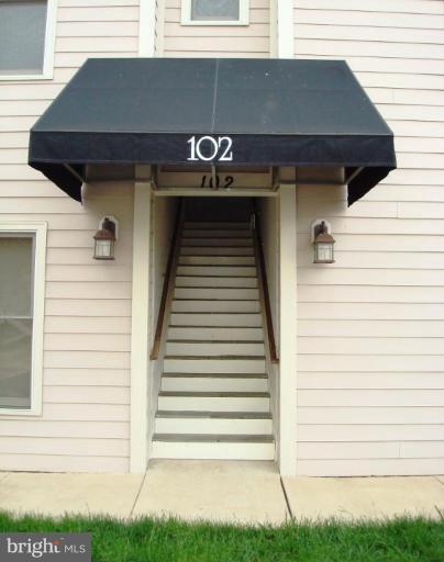 102 Dry Mill Road Southwest, Unit 201 Leesburg, VA 20175 - Photo 2 of 16 Exterior (General)