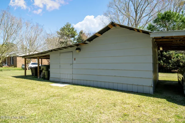 $157,000 | 706 Miami Avenue, Wallace, NC 28466