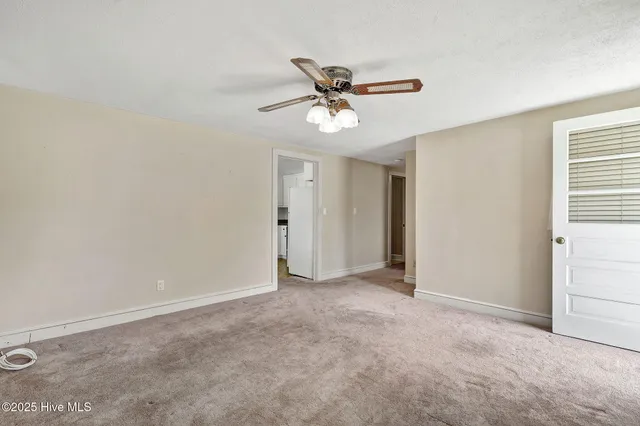 $157,000 | 706 Miami Avenue, Wallace, NC 28466