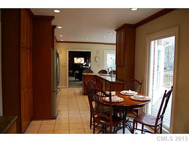 4807 McAlpine Farm Road Charlotte, NC 28226 - Photo 6 of 16 Gallery Image 6