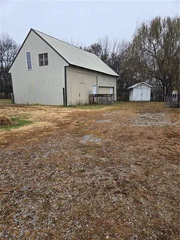 $149,900 | 404 Northeast State Route East, Adrian, MO 64720