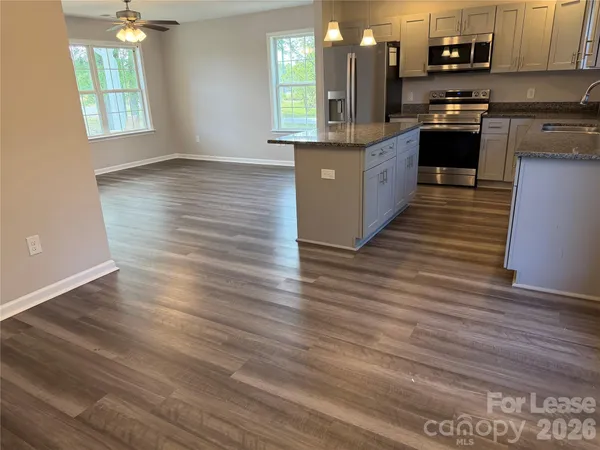 $2,200 | 408 South Elm Street, Pageland, SC 29728