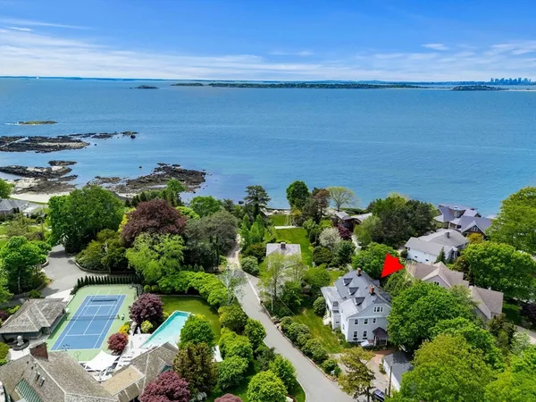 $2,295,000 | 29 Galloupes Point Road, Swampscott, MA 01907